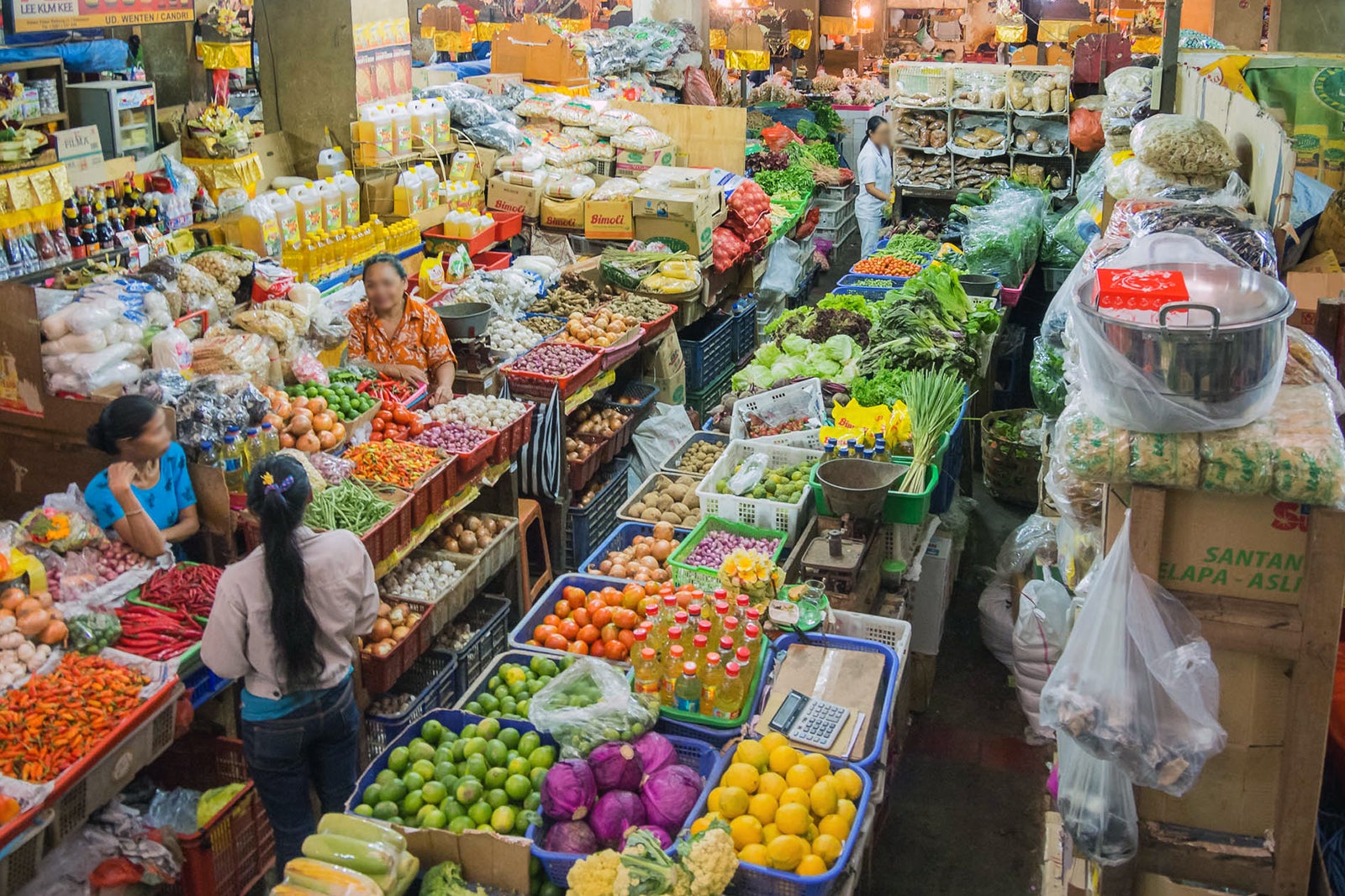 Badung Market in Bali - The Largest Traditional Market in Denpasar - Go