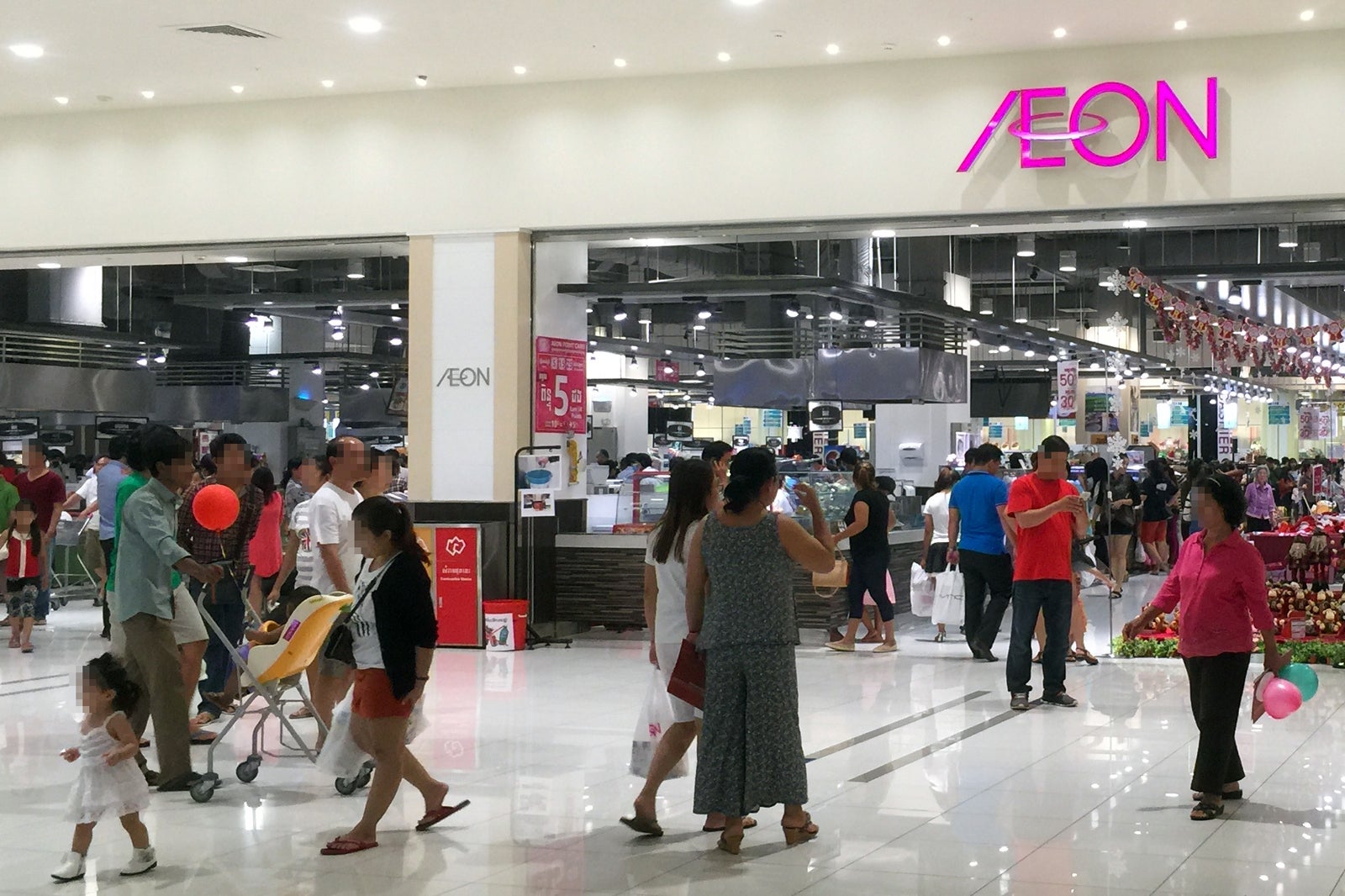 Thai Shopping Malls: Can shiny new bricks win over clicks? - USAPEEC ASEAN