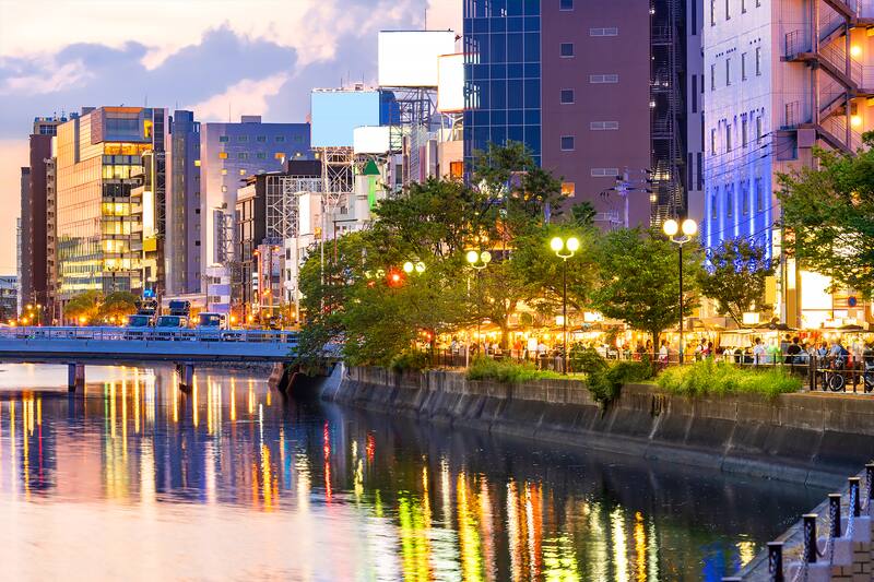 福岡でおすすめのナイトスポット トップ 10 日が暮れてから楽しめる 地元の人おすすめの福岡の見どころガイド Go Guides 福岡でおすすめのナイトスポット トップ 10 日が暮れてから楽しめる 地元の人おすすめの福岡の見どころガイド Go Guides