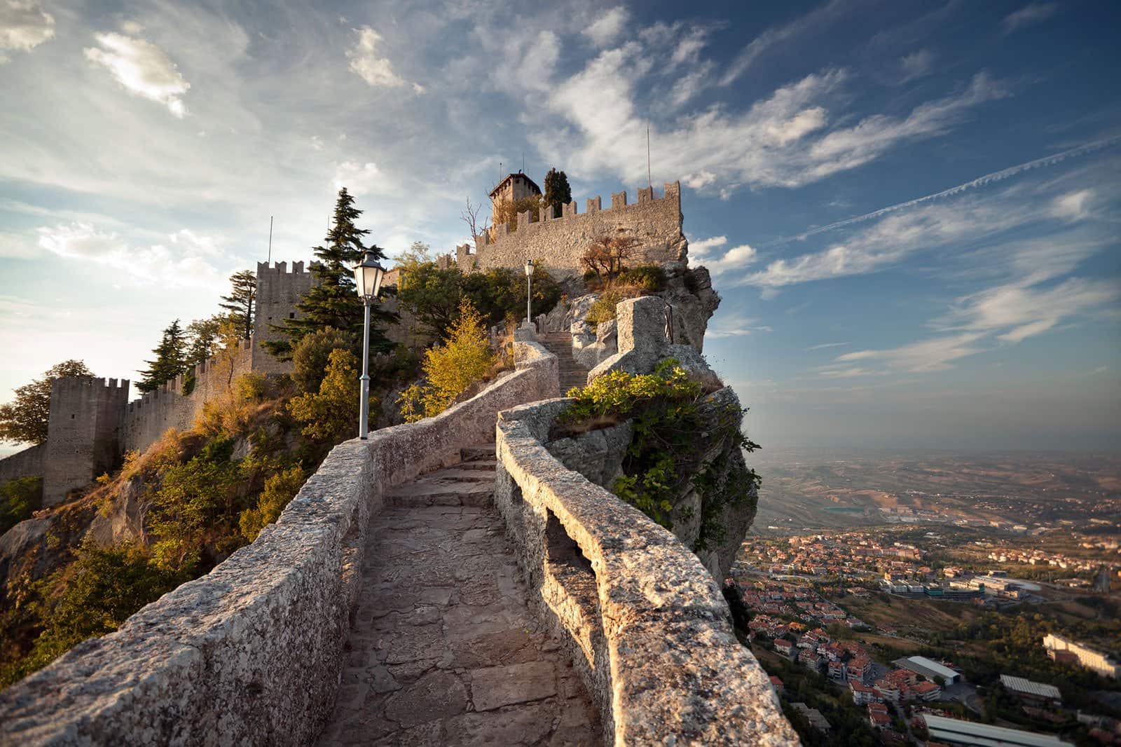 10 Most Beautiful Castles In Italy Must See Italian Castles And 10-most-beautiful-castles-in-italy-must-see-italian-castles-and