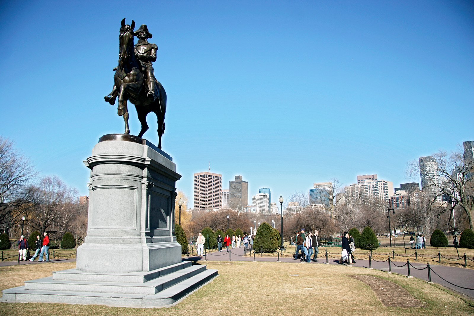 things to do in boston april 2022