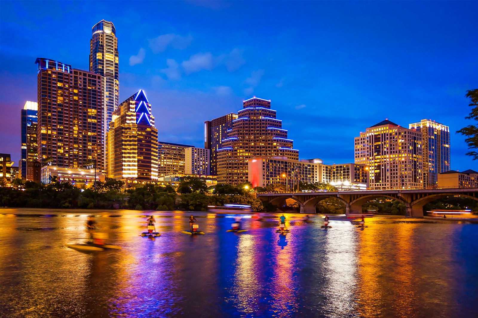 Nightlife in Austin - Austin travel guide - Go Guides