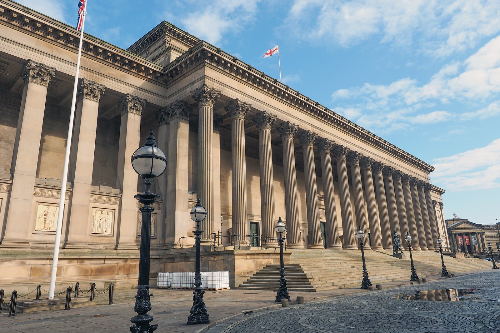 St Georges Hall Liverpool A Famous Public Building In The Heart Of