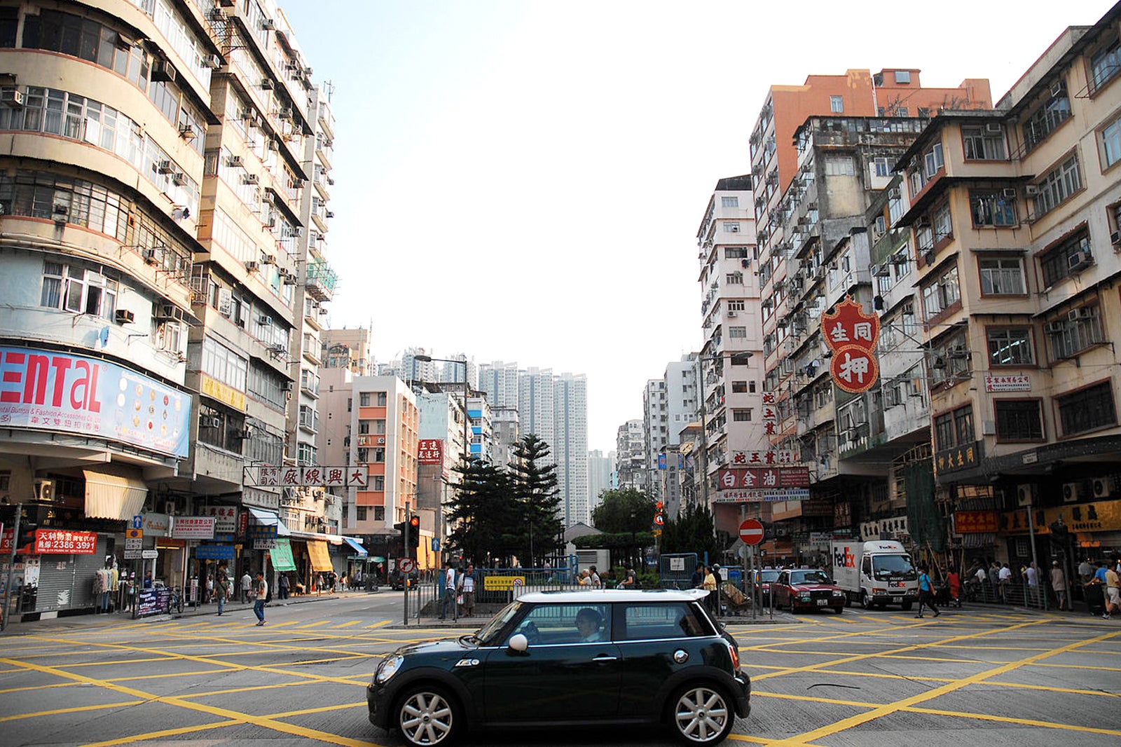 10 Best Places To Go Shopping In Hong Kong What To Buy And Where To Shop In Hong Kong Go Guides