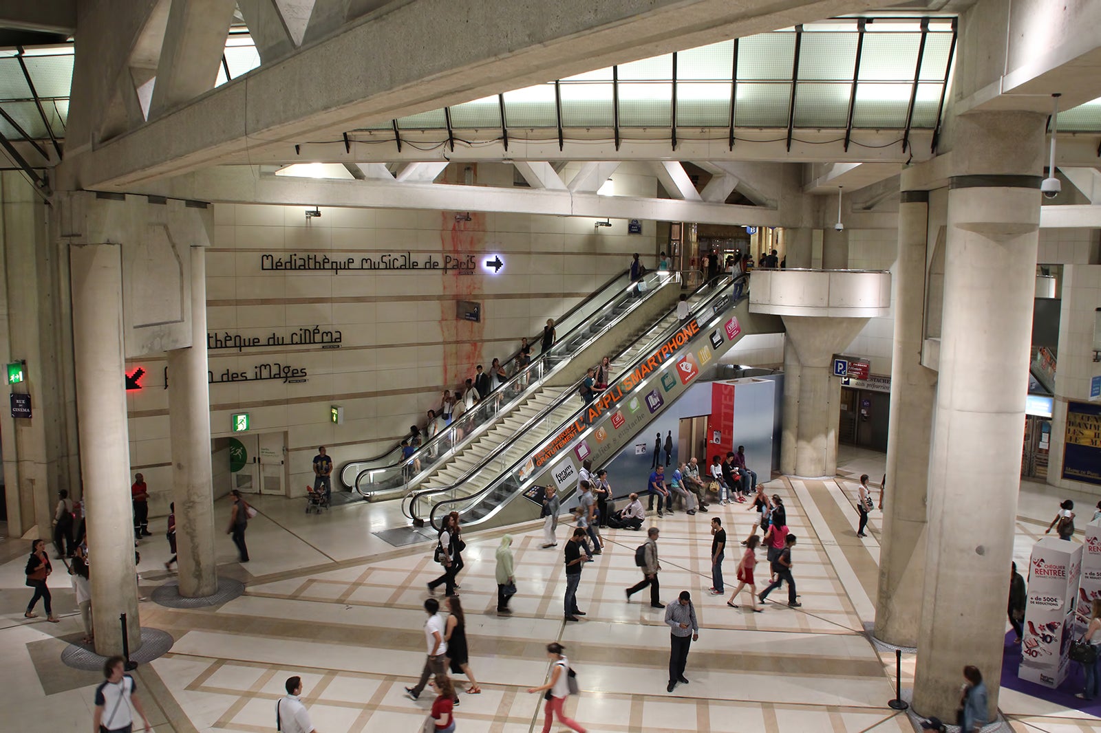 C&A  Shopping in Les Halles, Paris