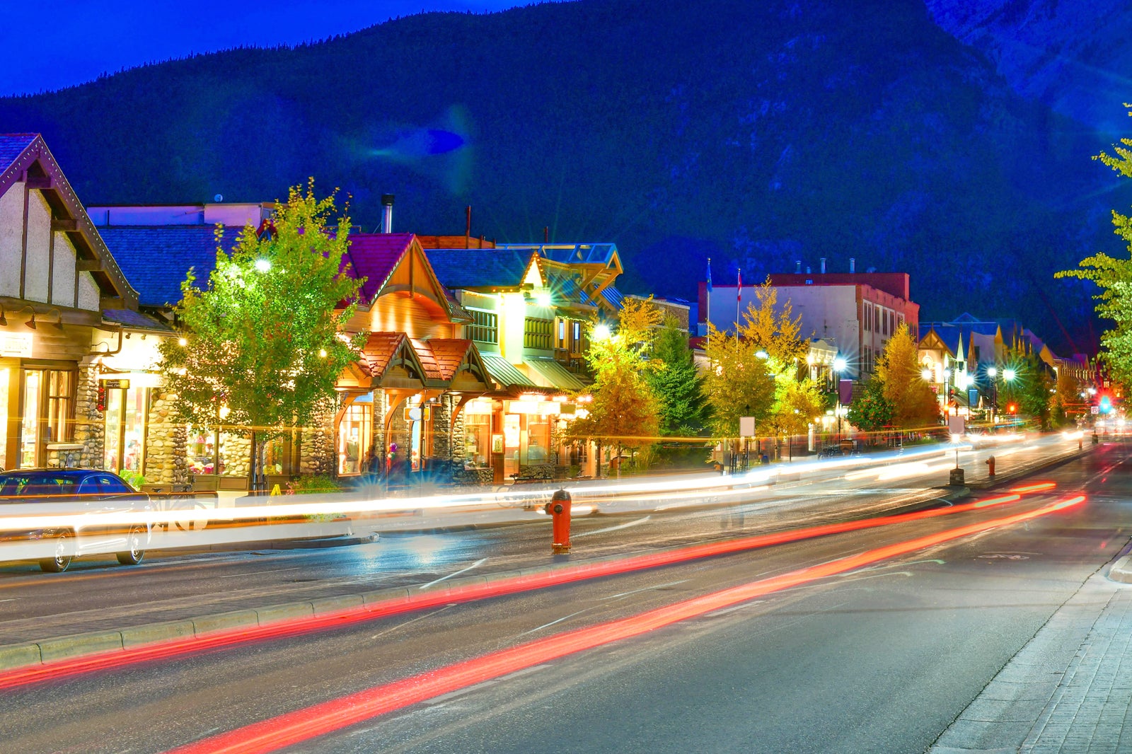 10 Best Things To Do After Dinner In Banff - Where To Go In Banff At 