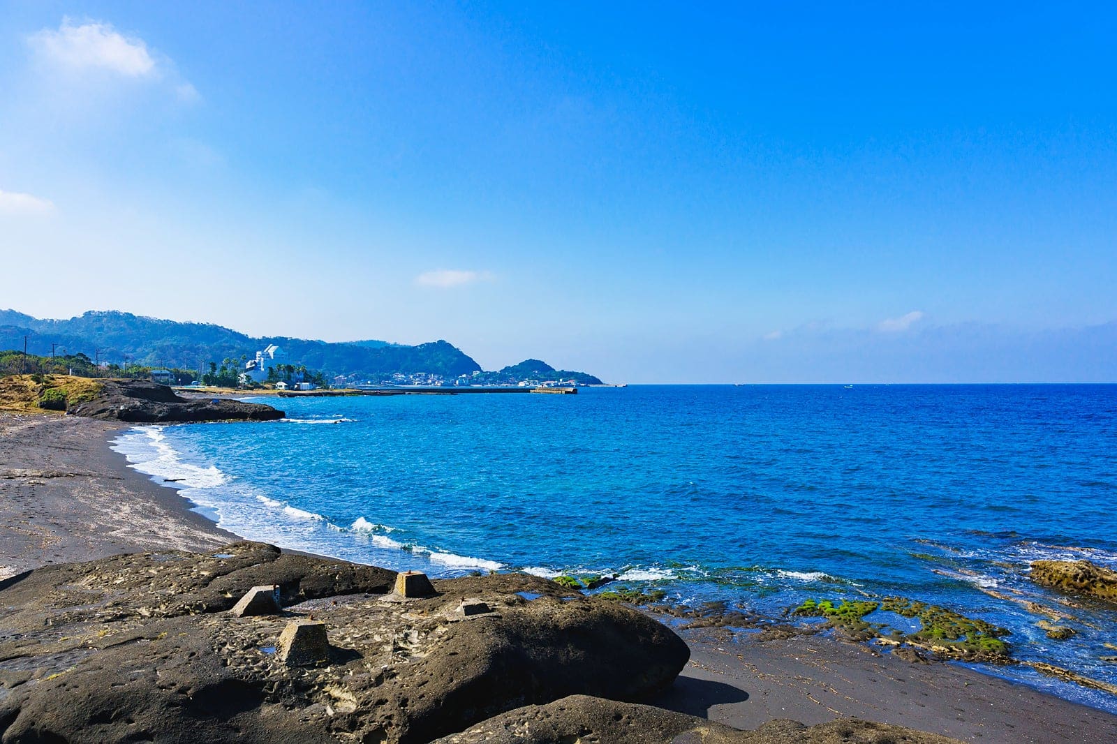 千葉県館山エリアの景勝地 10 選 - 青々とした海とその向こうに富士山を眺められる絶景に恵まれた地 - Go Guides