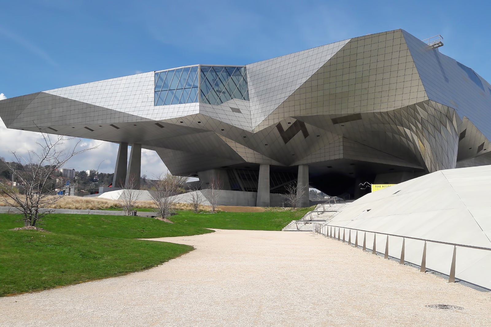 Musée Des Confluences In Lyon - Explore Science And Anthropology In ...