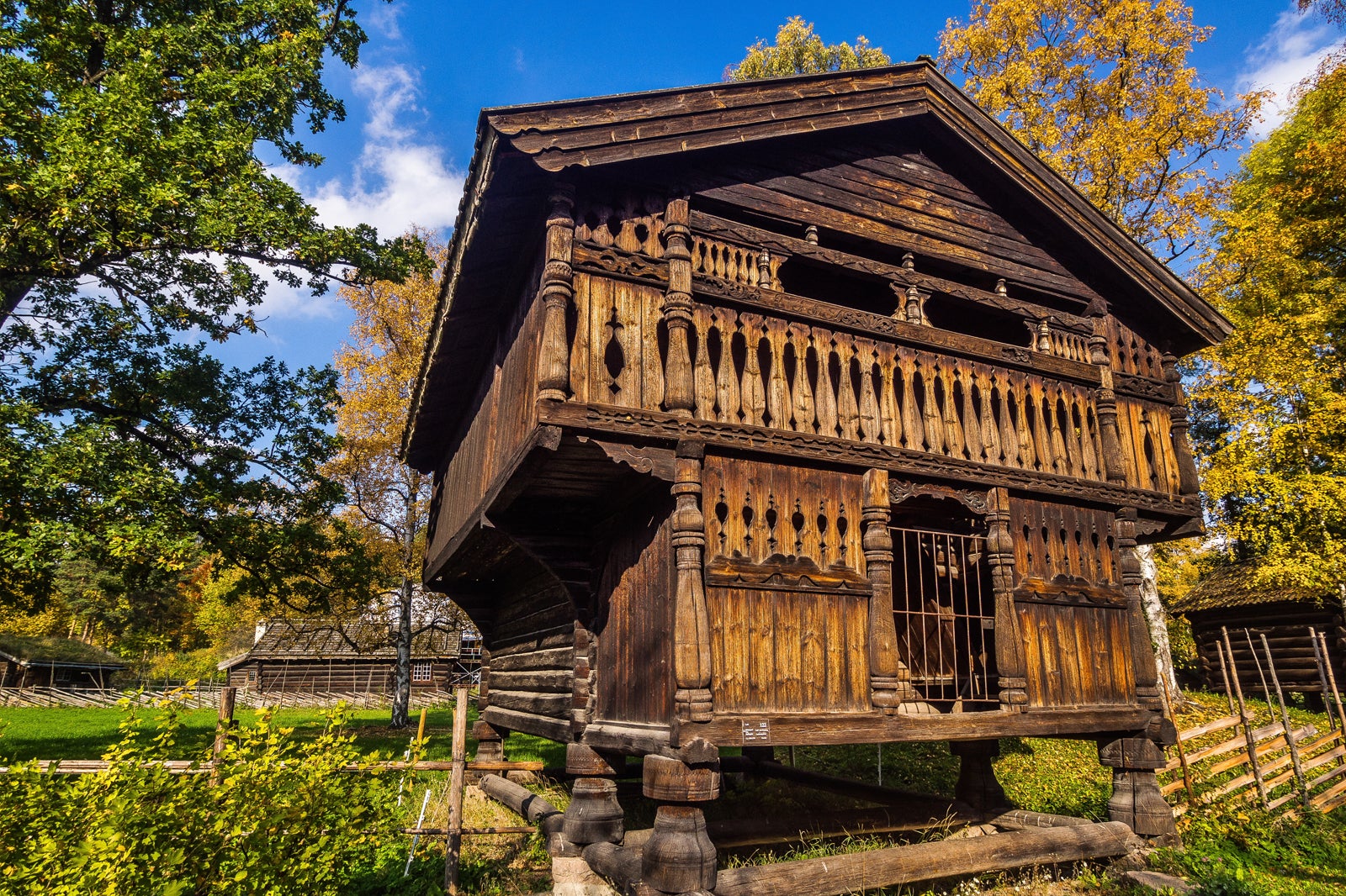 Norsk Folkemuseum I Oslo - Folkekulturelle Opplevelser I Godt Bevarte ...