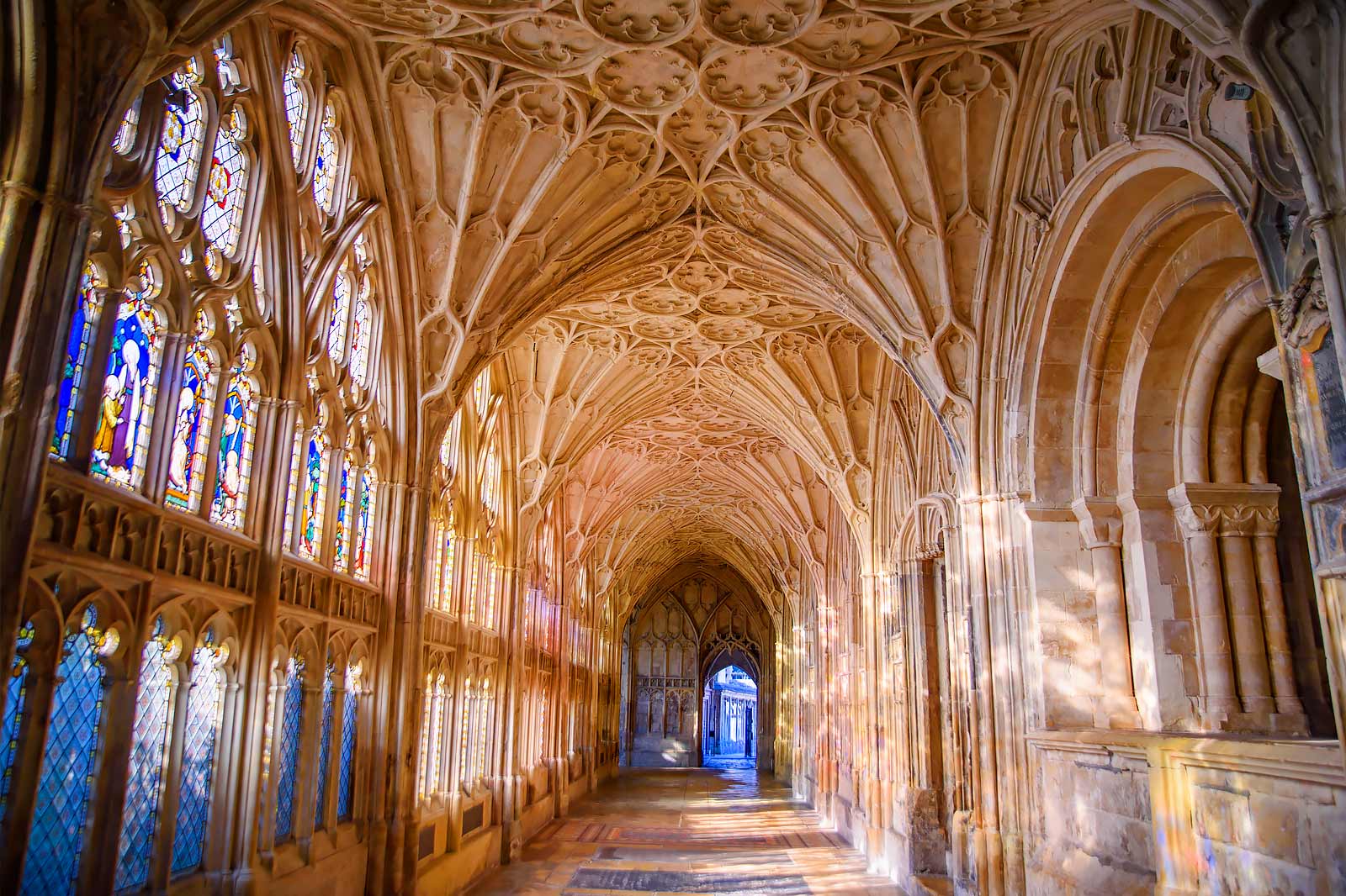 10 Things to Do in the Cotswolds When it Rains What to Do on a Rainy