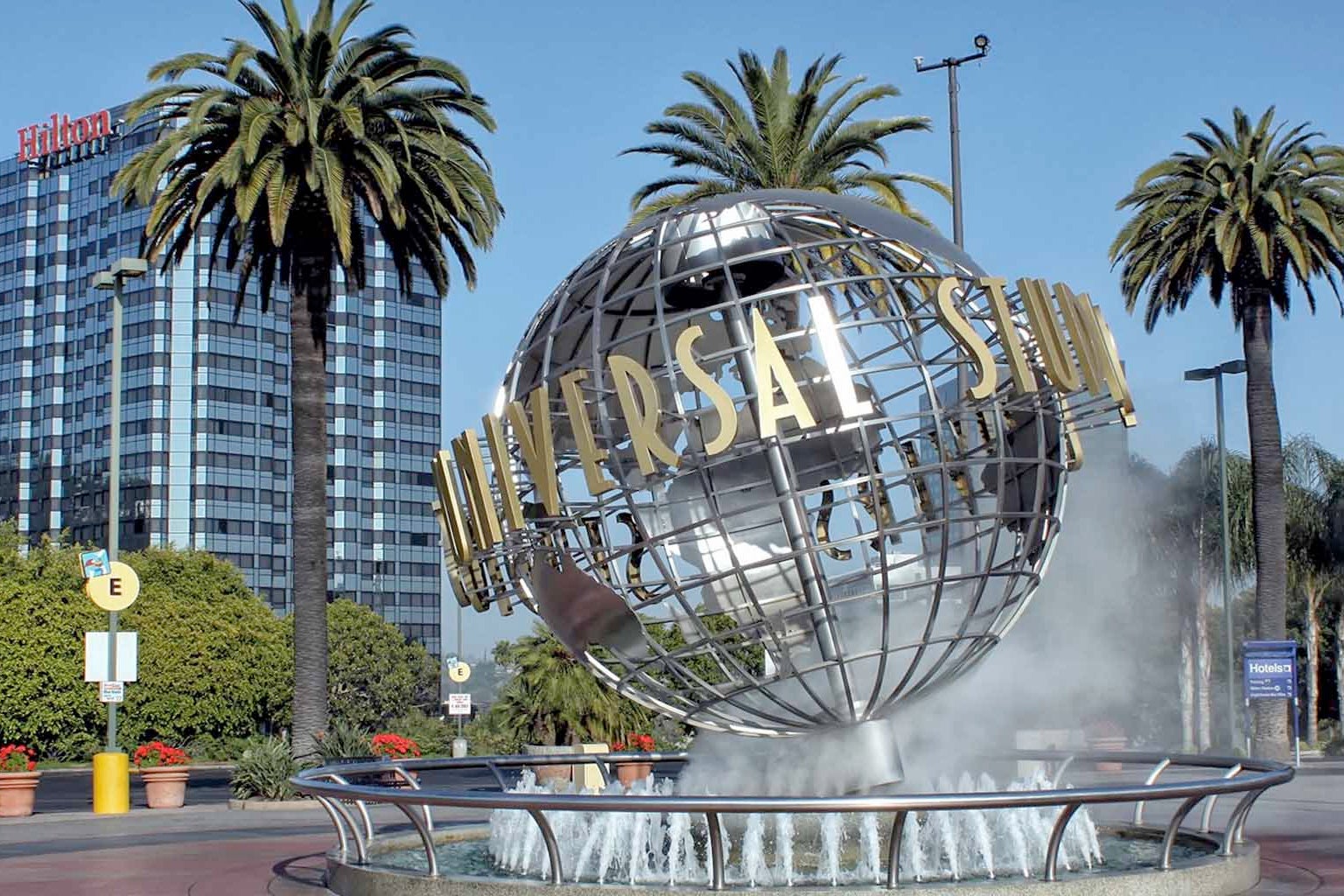 Universal Studios Hollywood in Los Angeles - A Theme Park for the Whole  Family – Go Guides