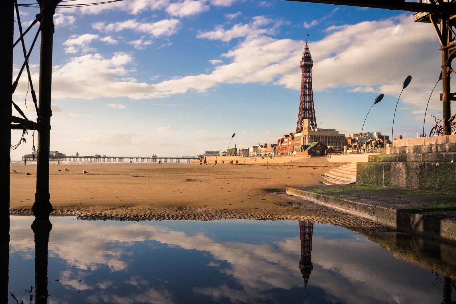 Black Pool Tips 10 Money Saving Tips in Blackpool - How to Enjoy Blackpool With a Small ...