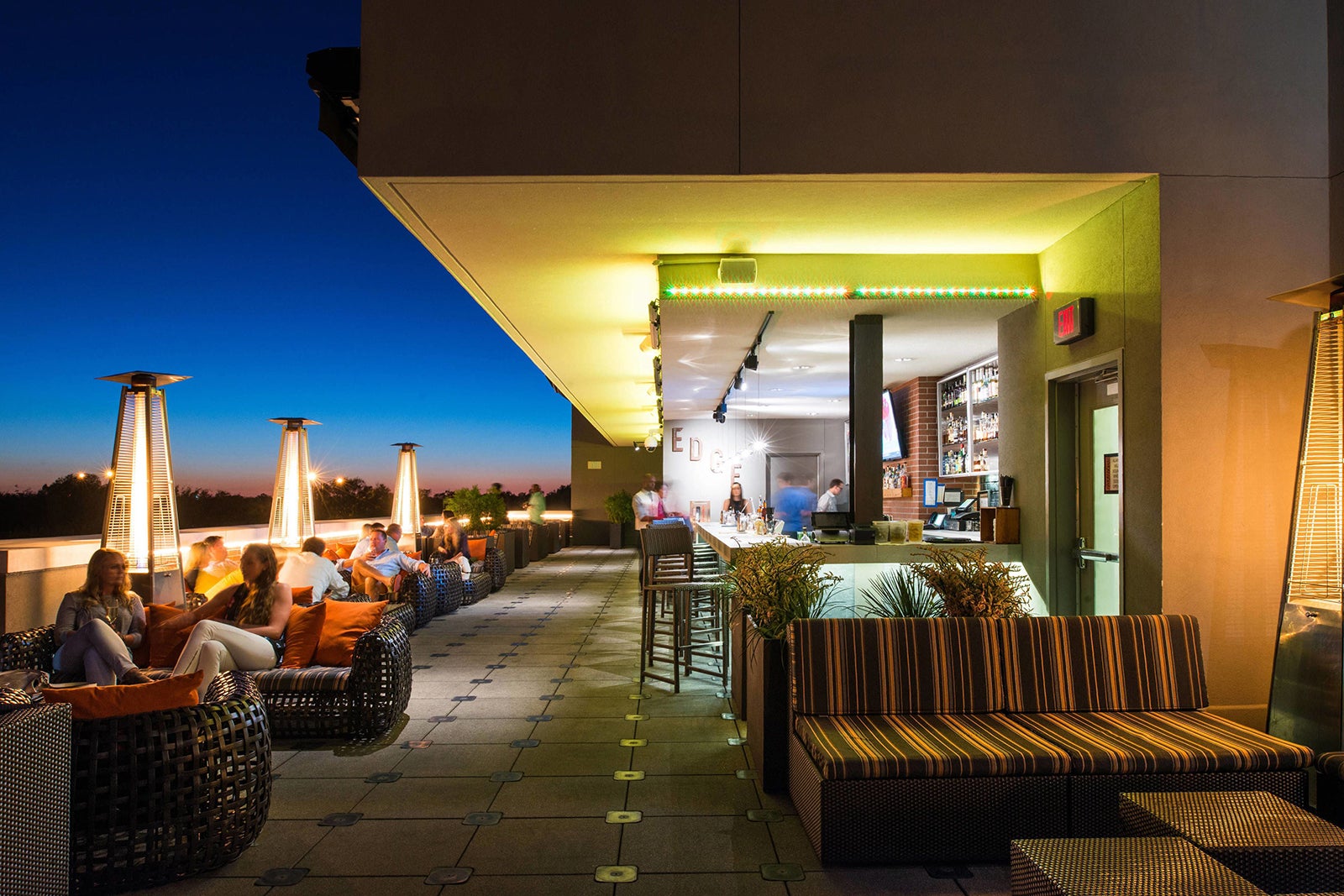 7 Best Rooftop Bars In Tampa Enjoy Tampa Nightlife With A View Go 