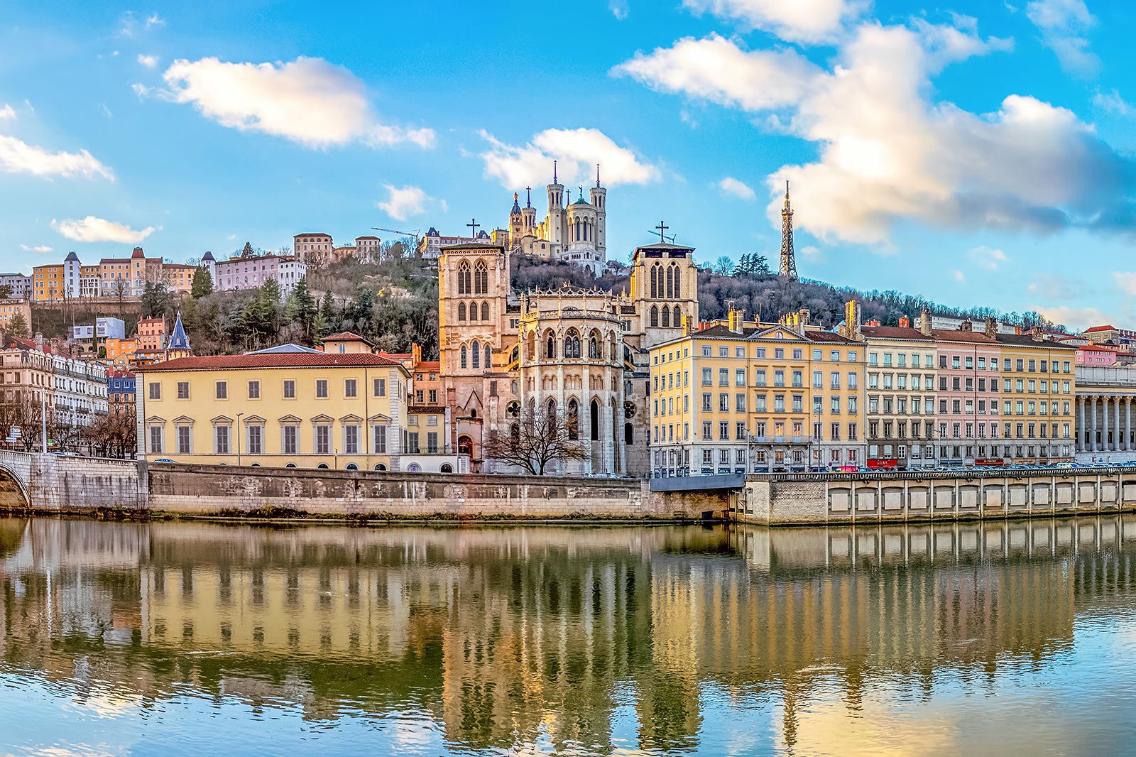 Cath drale Saint Jean Baptiste In Lyon Visit A Historic Roman 