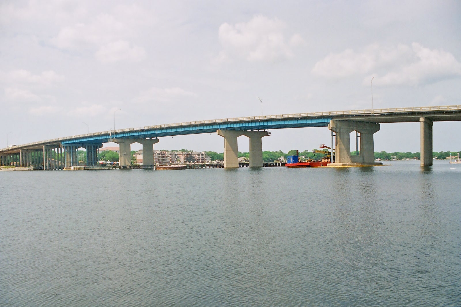 10 Best Things to Do in Fort Walton Beach Find Quirky Museums, Temple