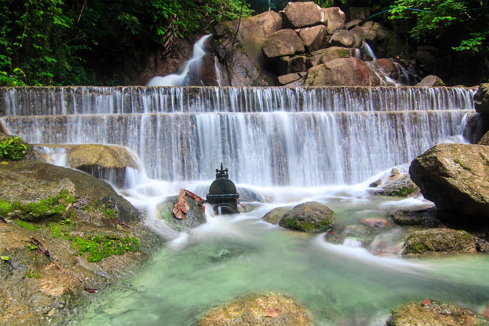 phuket waterfalls tour