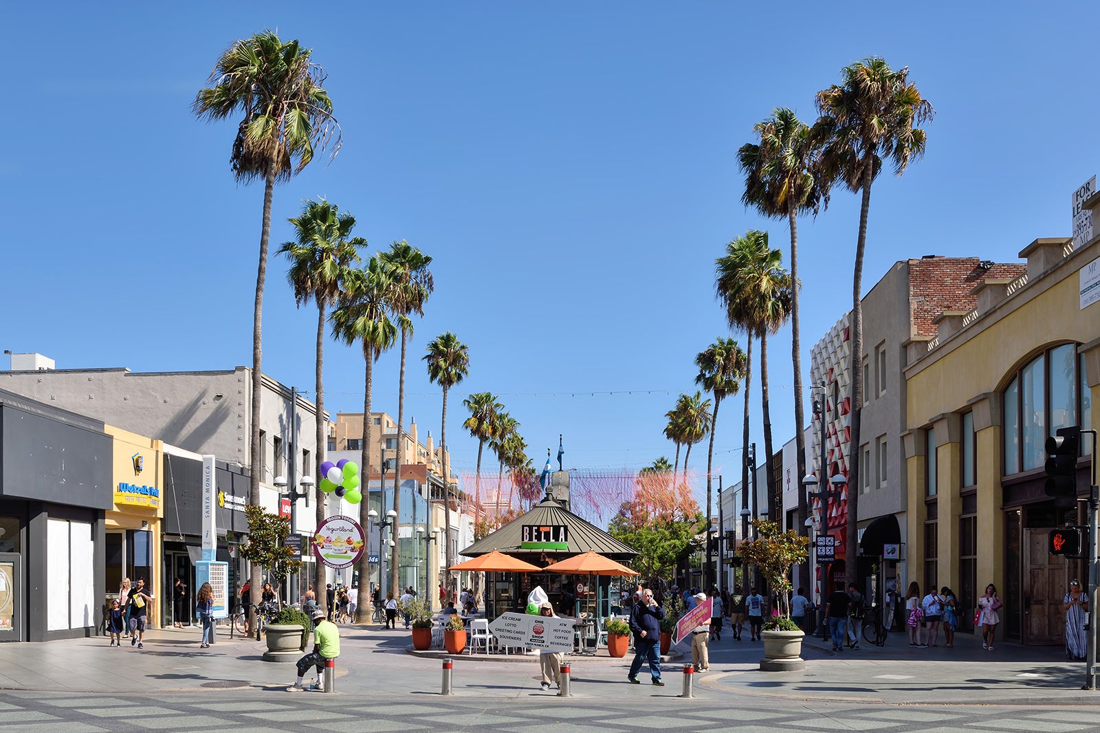 Santa Monica Promenade Shops Santa Monica Shopping ORKA Santa Monica Promenade Shops Santa Monica Shopping ORKA