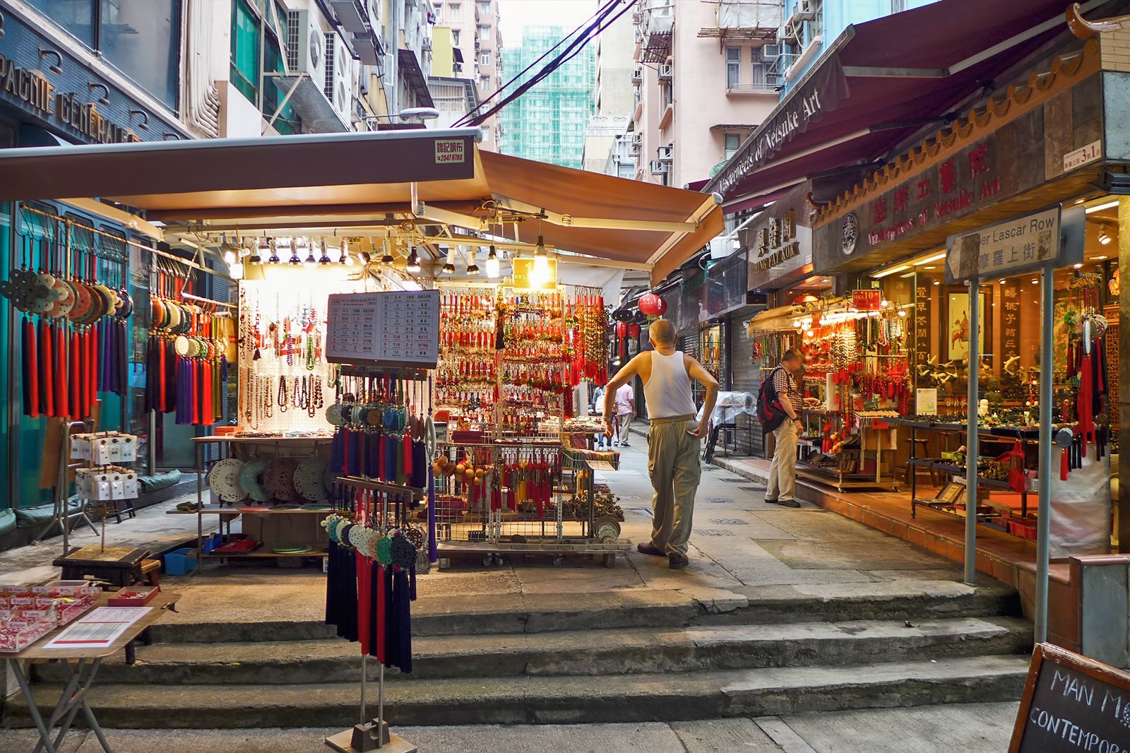 Cat Street in Hong Kong Antiques Shopping Street in Hong Kong