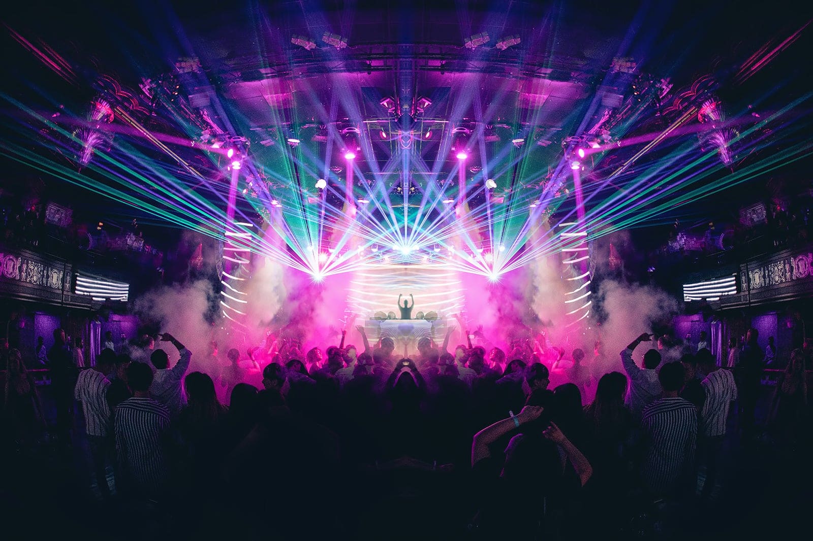 10 Best Nightclubs In Rome Where To Party At Night In Rome Go Guides 10-best-nightclubs-in-rome-where-to-party-at-night-in-rome-go-guides