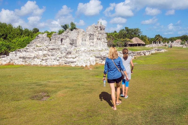 El Rey Archaeological Zone in Cancun - Explore the Ruins of an Ancient ...