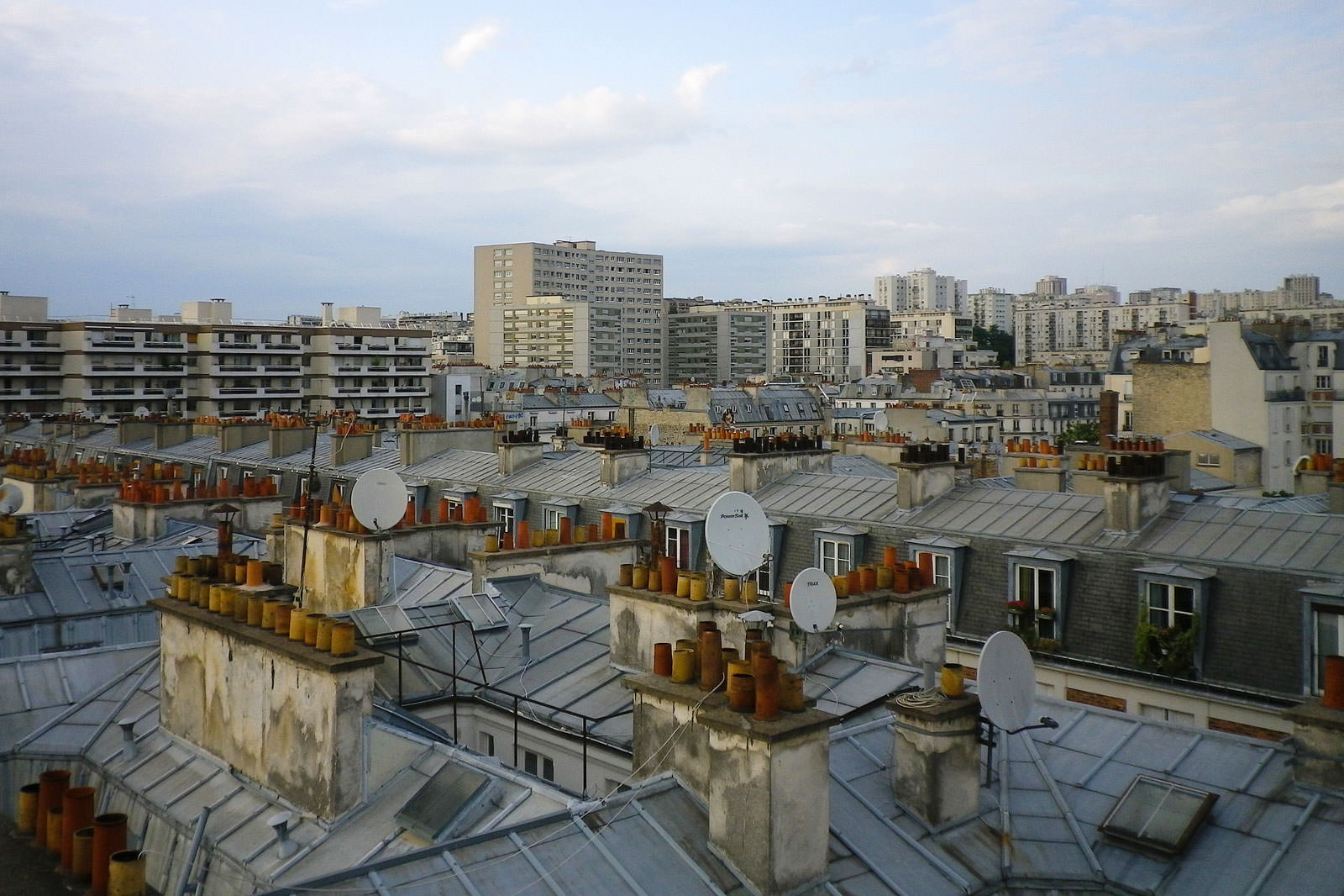 8 Best Rooftop Restaurants in Paris [complete guide]