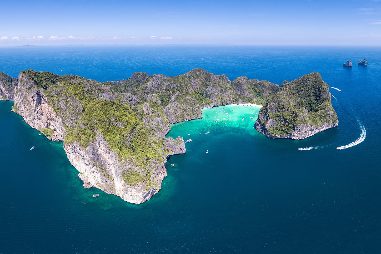 15 Best Things To Do In Phi Phi Islands - What Is Phi Phi Most Famous 